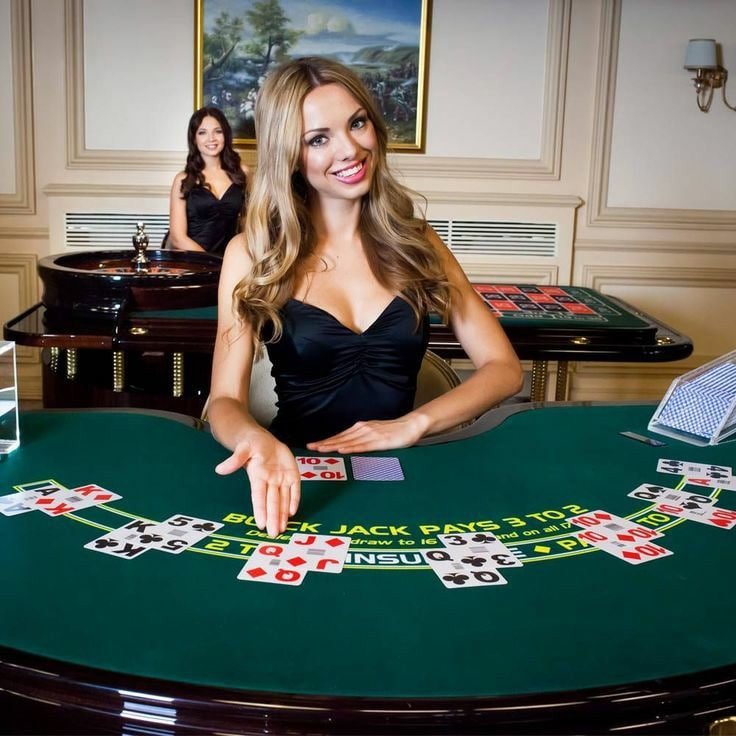 Giao diện trang chủ 99win com với trải nghiệm bóng đá và casino trực tuyến dành cho người chơi Việt Nam